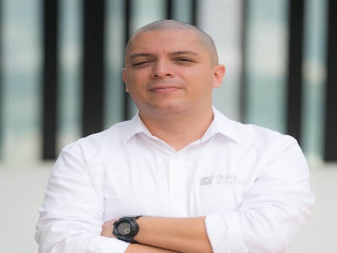 Andrés Roldán, Partner y Offensive Team Leader de Fluid Attacks-01