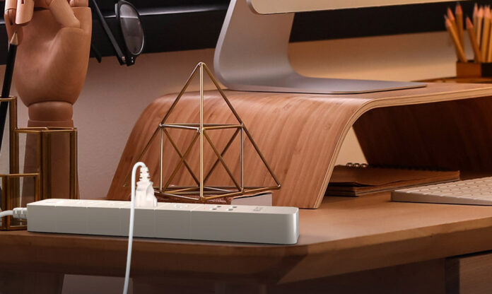 Nexxt Home presentó su regleta Wifi.