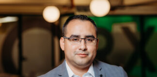 Carlos Rodríguez Distributor Account Manager para Bolivia y Perú.