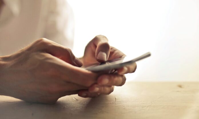 Ataques en Smartphones - Kaspersky