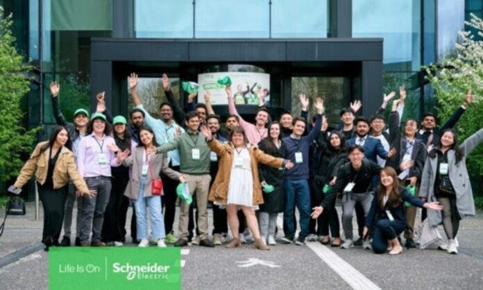 Schneider Electric (4)