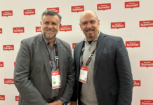 Paulo Ceschin, Senior Director - Partner Ecosystem en Red Hat, y Gilson Magalhães, VP & GM Latin America en Red Hat