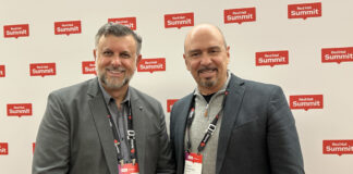 Paulo Ceschin, Senior Director - Partner Ecosystem en Red Hat, y Gilson Magalhães, VP & GM Latin America en Red Hat