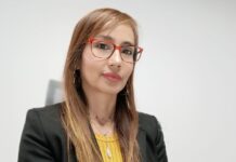 Sandra Buendía, Coordinadora Regional de las Unidades de Educación y Servicios de Licencias OnLine