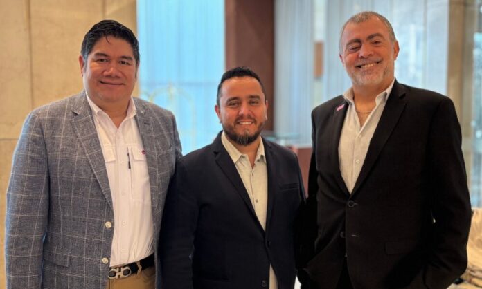 Emmanuel Ruiz - Angel Salazar - Gery Coronel_1