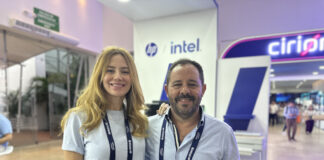 Giselle Ruiz Lanza, Vicepresidenta del Grupo de Ventas y Marketing de Intel para América Latina, y Gonzalo de la Fuente, Director de Ventas y Distribución de Canales para Latinoamérica en Intel