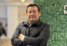 Pantallas interactivas de i3CONNECT: colaboración eficiente y sustentable Carlos Murillo, Vicepresidente para Américas de i3CONNECT