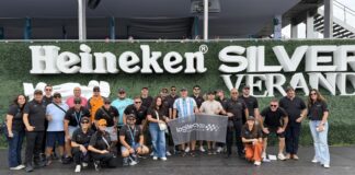 Ejecutivos de Logitech y los canales ganadores de Logitech Partners Club en Miami.