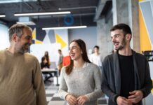 Políticas claras y transparencia generan confianza en el uso corporativo de la IA People Readiness Report 2026.