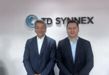 TD SYNNEX anunció la expansión de su oferta de endpoints en Colombia y Ecuador Darío Pariente, Senior Director de Endpoint Solutions para la región Multicountry Area (MCA); y Ricardo Caballero, General Manager Colombia y Ecuador; de TD SYNNEX.
