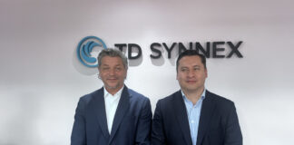 TD SYNNEX anunció la expansión de su oferta de endpoints en Colombia y Ecuador Darío Pariente, Senior Director de Endpoint Solutions para la región Multicountry Area (MCA); y Ricardo Caballero, General Manager Colombia y Ecuador; de TD SYNNEX.