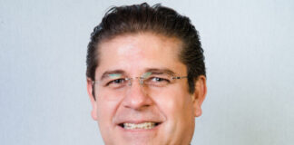 Cómo la tecnología impulsa resultados financieros reales en las PyMEs de América Latina José Ángel Morales, Director System Channel SMBs para Latinoamérica de habla hispana en AMD.