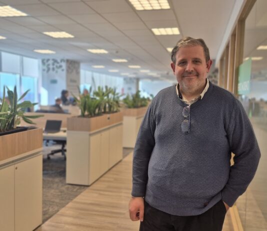 Hernán Neirotti, de Schneider Electric, en las oficinas de la compañía en Buenos Aires.